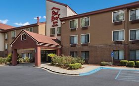 Red Roof Inn & Suites Savannah Airport